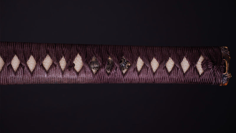 Antieke Japanse zwaardkatana met dubbele Bo-Hi
