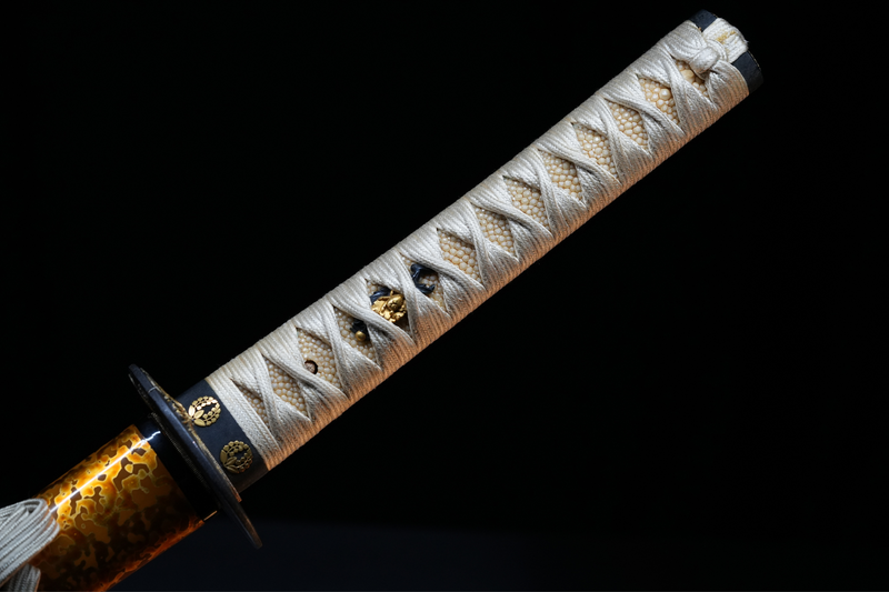 Antieke Japanse zwaardkatana van Tachibana Munehiro met gouden koshirae