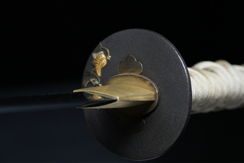 Antieke Japanse zwaardkatana van Tachibana Munehiro met gouden koshirae