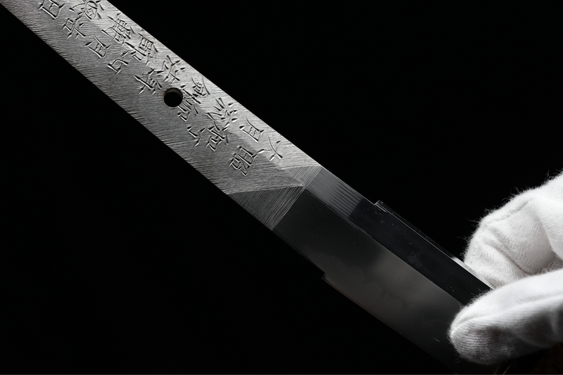 Antieke Japanse zwaardkatana van Tachibana Munehiro met gouden koshirae