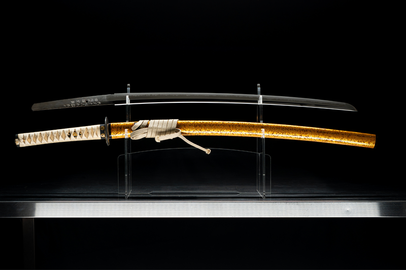 Antieke Japanse zwaardkatana van Tachibana Munehiro met gouden koshirae