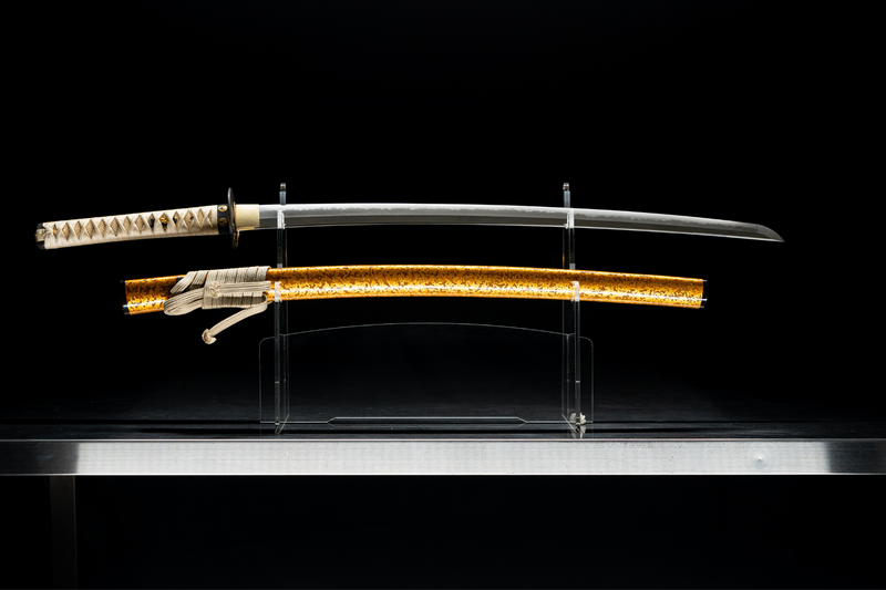 Antieke Japanse zwaardkatana van Tachibana Munehiro met gouden koshirae